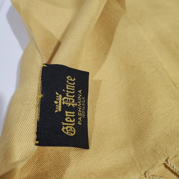Glen prince silk scarf - Picture 4 of 7